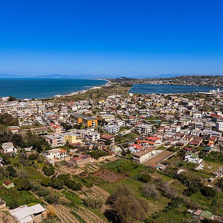 Uefio - Luxury Suites Monte di Procida Bagian luar foto